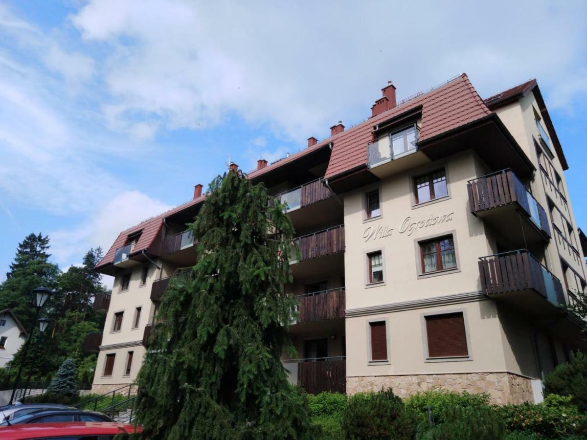 Z Pieknym Widokiem Ogrodowa Parkowe Apartment